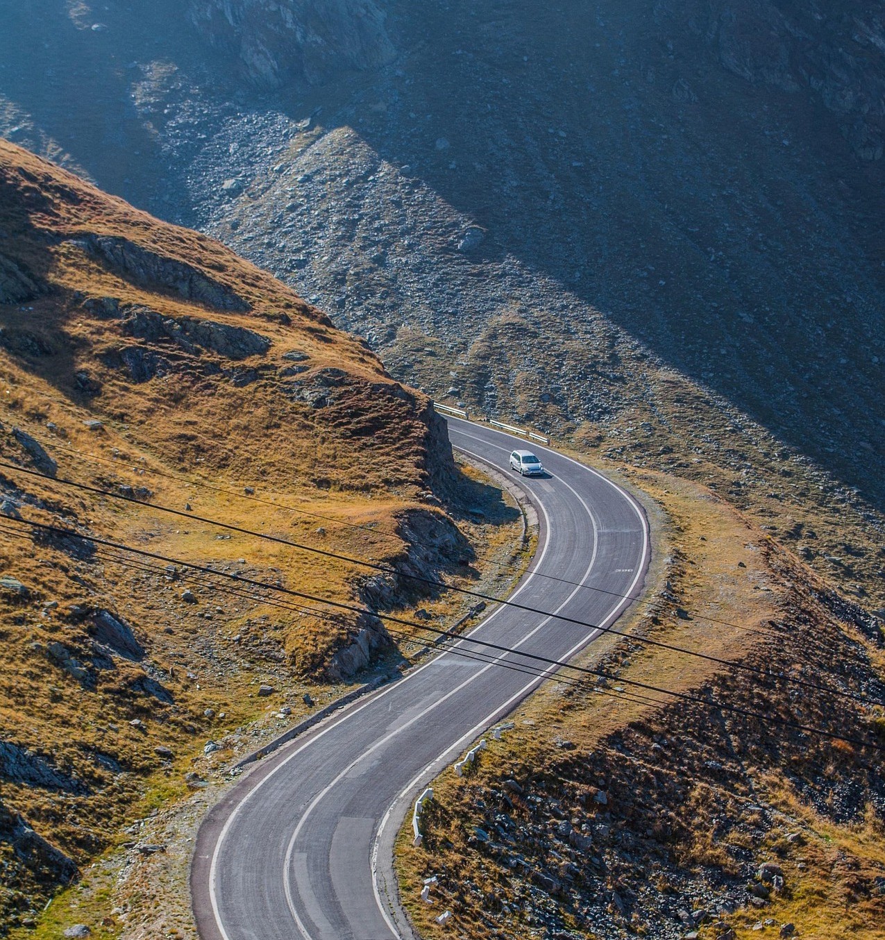 Scenic mountain road